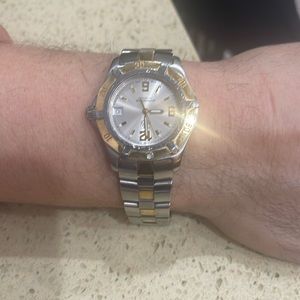 Watch For sel good condition